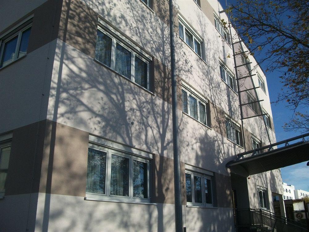 Centro Hotel Boeblingen, Trademark Collection By Wyndham Exterior photo
